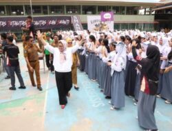 Gubernur Kepri Marlin Agustina Kunjungi SMA Negeri 3 Batam, Ajak Siswa Raih Cita-cita