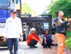 519 Reklame Liar Dibongkar, Pemko Batam Gencar Tata Ulang Wajah Kota