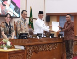 Paripurna Tahap I APBD-P 2025 Kota Batam Seluruh Fraksi Setuju, PKB Soroti Efisiensi