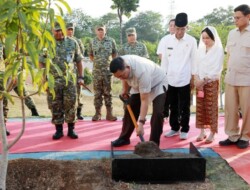 Menhan RI Hadiri Peresmian Masjid dan Penanaman Pohon di Batam